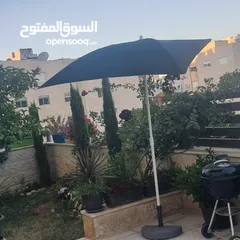  1 مظلة عدد 2 من ايكيا مع قاعدة واحدة