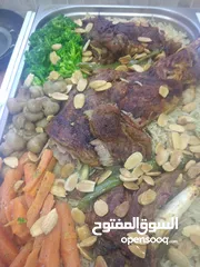  20 شيف شرقي وغربي وسلطات ابحث عن عمل خبرة في الاكل العربي والغربي والسلطات خبره اكثر من 15سنه