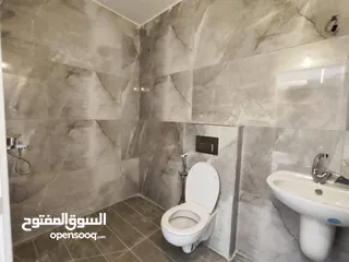  3 شقه فارغة للايجار في ضاحية الريحان قرب لاكاسا مول