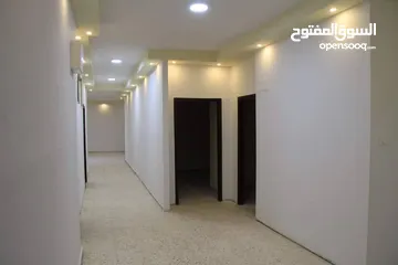  4 مكتب للايجار