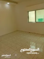  11 شقة فارغة للايجار