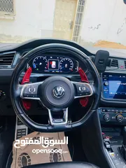  5 Volkswagen Tiguan R-Line 4x4