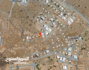 5 ارض سكنية للبيع في موقع ممتاز ووسط البيوت في ولاية بركاء - ابو النخيل مساحتها 643 متر ب22 ألف