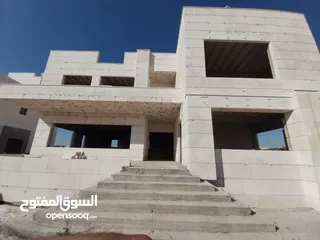  8 فيلا قيد الإنشاء للبيع من المالك مباشرة