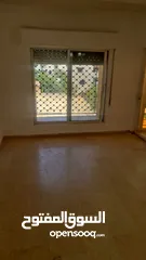  3 شقه مفروشه للإيجار اسبوعي او شهري بموقع متميز وتشطيبات سوبر ديلوكس