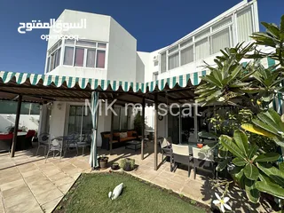  13 Special sale of 2-story villa with 3 bedrooms + permanent residence