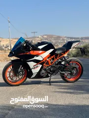  4 دراجه 2018 KTM RC 390 وكاله ممشاا قليل مخزنه الدراجه مطلوب فيهاا 3100 دينار سعر حرق  للجادين بس يتوا