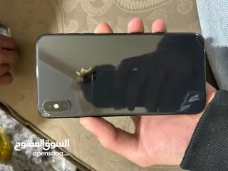  3 ايفون xs max بحاله ممتازه