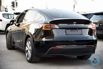  8 Tesla 2022 zero mileage