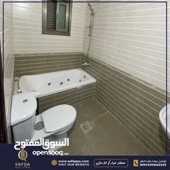  4 شقة غير مفروشة للايجار في الطيرة باطلالة جميلة