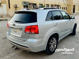  7 KIA SORENTO SX 2013