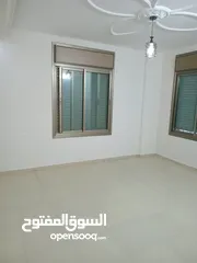  6 شقتين مميزات للبيع