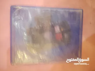  6 بلاستيشن فور سليم مع 5 اقراص مستعمل 6 اشهر فقط قابل للتفاوض بسي