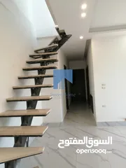  1 شقة فاخرة للبيع في خلدا  - قرب مدارس ساندس طابق ثالث 160م مع روف دوبلكس 125م لم تسكن