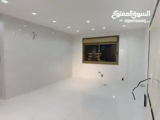  14 شقه مميزه مساحه 150 طابق ثاني فني