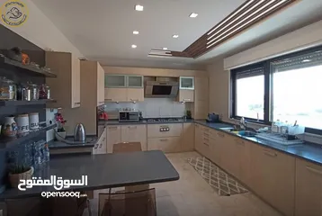  7 شقة فاخرة للبيع في خلدا - العوجانية  - طابق ثالث 185م مع روف 130م تشطيب سوبر ديلوكس