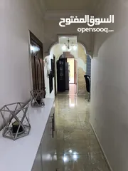  14 شقة  ارضيه للبيع