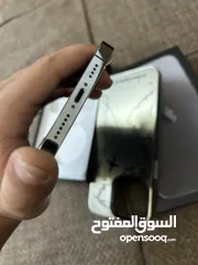  4 ابل ايفون 13 برو ماكس