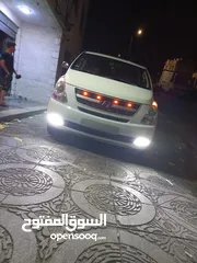  8 باص هيوندايH1