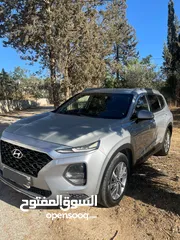  3 Hayundai-Santa Fe 2018