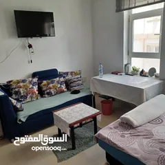  1 للايجار استديو مفروش شهري الشارقه منطقه القليعه