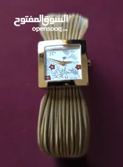 3 ساعه نينا ريتشي مطليه ذهب مميزه جدا