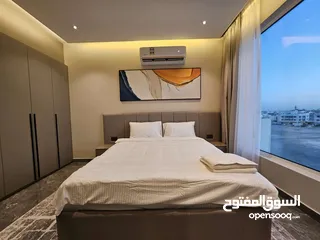  8 شقق سكنية فاخرة  مفروشة بالكامل بإرقى الاثاث شاملة للماء والكهرباء . انترنت مجاني