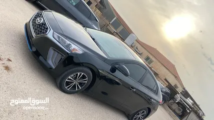  14 هيونداي ايونك 2022 كاش أو بالاقساط على الهوية فقط