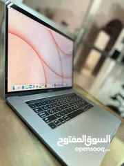  4 MacBook Pro A1707 core i7 16gb 500gb ssd 4GB dadicated graphics touch bar ratina display