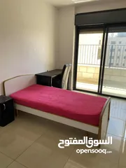  4 استيديو وغرف متاحين من اليوم للسكن قريب عل جامعه بيرزيت للتواصل