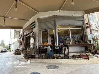  14 محلات للبيع