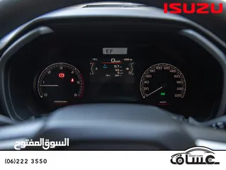  11 Isuzu D-Max 2025  كابينة