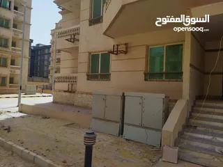  5 شقة للبيع كمبوند اللوتس امام دار مصر