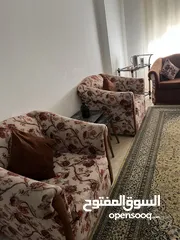  2 طقم كنب عدد أربعه