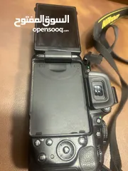  4 كاميرا نيكون 5200d للبيع بسعر مغري مع عدسات عدد 2