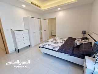  4 للإيجار: شقة مميزة في الجفير