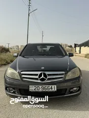  1 مرسيدس C200 cgi full option موديل 2010