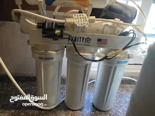  1 فلتر ماء امريكي الصنع بحالة جيدة