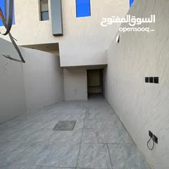  2 عبدالعزيز الهزاع