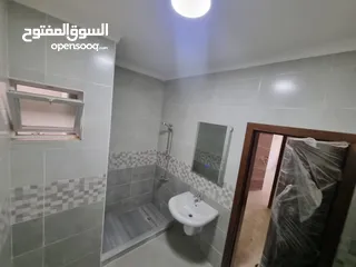  3 شقة جديدة للإيجار