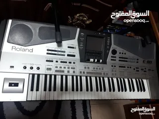  1 اورج اورغ اورك اورق بيانو رولاند E-80