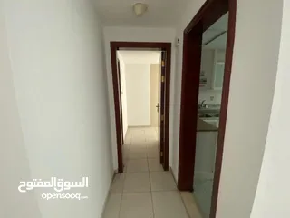  6 (محمد سعد) غرفه وصاله مع بلكون خزائن بالحائط للايجار السنوي بالتعاون