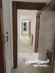  13 شقة مميزة طابق أخير مع روف 340م في أرقى مناطق الدوار الرابع/ ref 2047