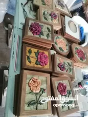  7 لوحات فنية يدوية من الرزن و الفسيفساء بتصاميم ورود رائعة – إضافة فاخرة لديكور منزلك أو مكتبك