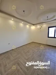  1 شقة سوبر ديلوكس - دابوق - 3نوم 1ماستر - 220م - ارضية مع حديقة - منطقة هادئة ومميزة