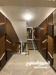  2 شقة فاخرة جدا في اجمل مناطق الصنوبر كريدور عبدون بتشطيب فلل سارع بالحجز