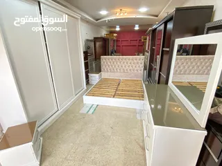  6 غرفه نوم ماستر خشب لاتيه   وزان بالكامل  خزانه سحابات ارتفاع طابقين  احرف زان بالكامل أوجه زجاجيه ل