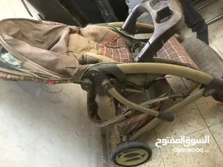  5 عرباية شارع للأطفال  ماركة GRACO العالميه بحالة الجديد بسعر مغري