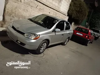  5 تويوتا ايكو 2001  سياره بحاله الوكاله  مرخصه