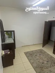  20 شقة ارضية للبيع في خلدا .